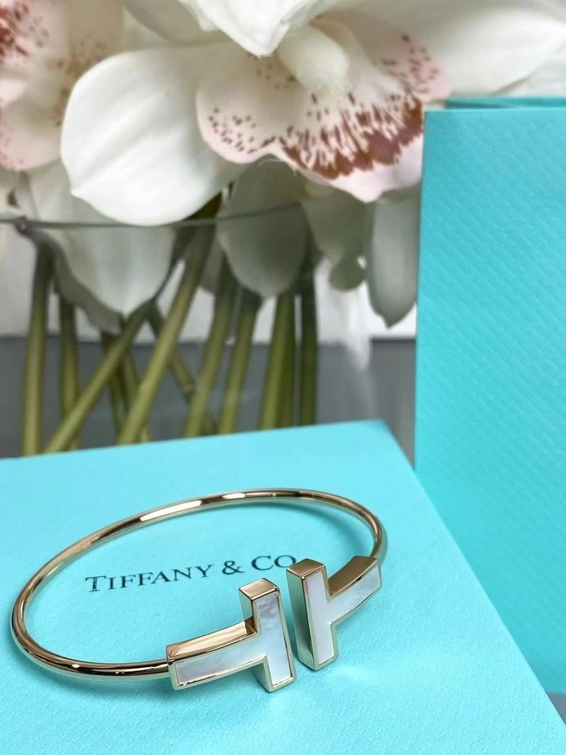 Tiffany Bracelets ComfortFit 253381