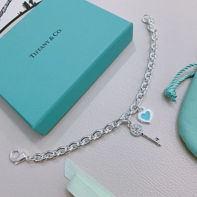 FreshLook Tiffany Bracelets 253370