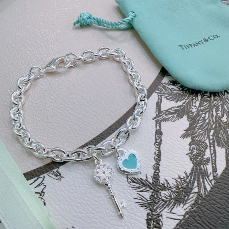 FreshLook Tiffany Bracelets 253370