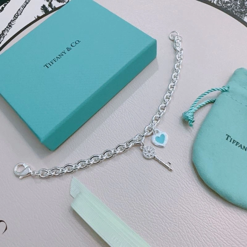 FreshLook Tiffany Bracelets 253370