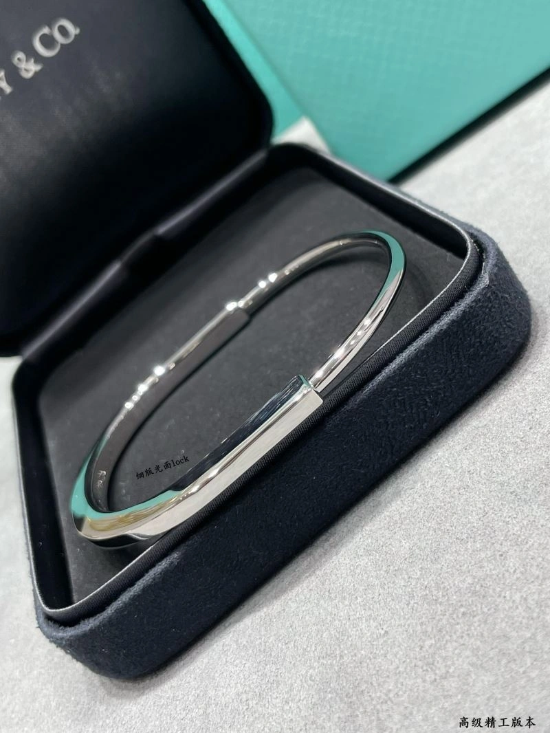 HighQuality Tiffany Bracelets 253386