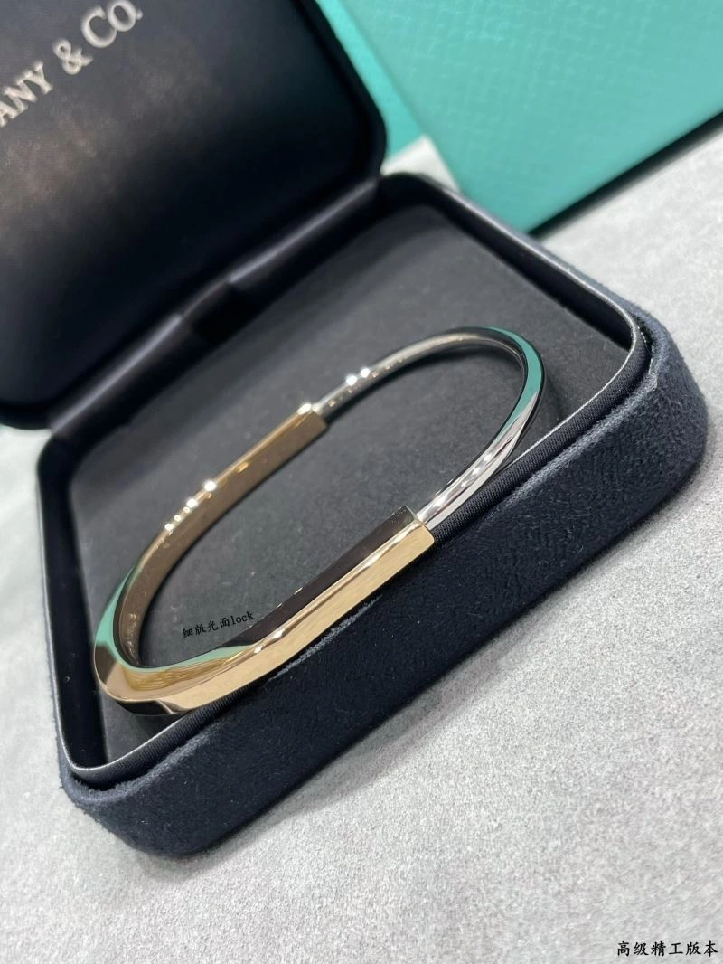 HighQuality Tiffany Bracelets 253386