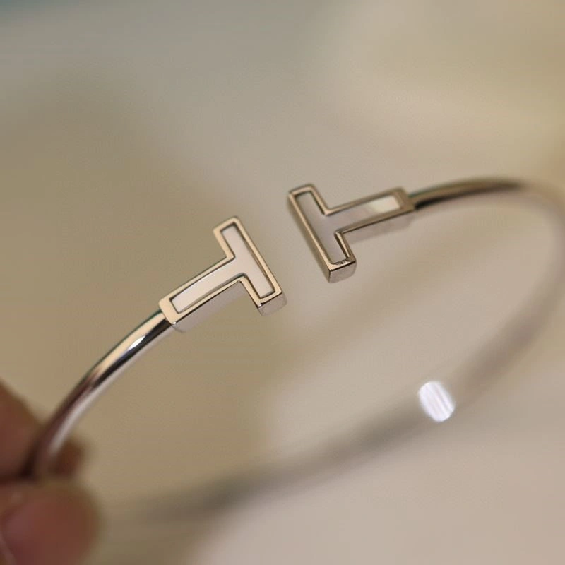 Stylish Tiffany Bracelets 253294