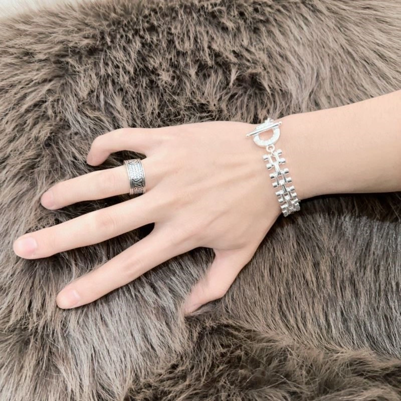 Seasonal Tiffany Bracelets 253259