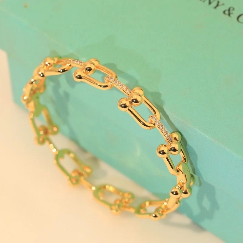 Effortless Tiffany Bracelets 253271