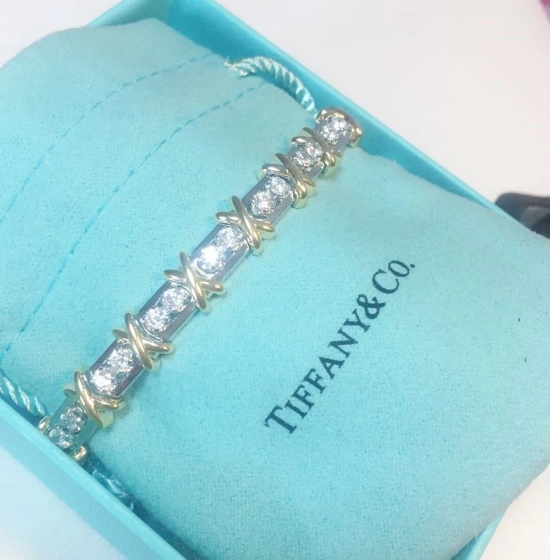 Tiffany Bracelets SmoothTexture 253249