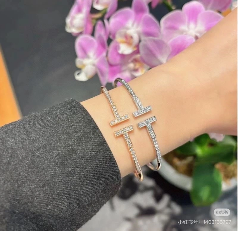 ComfortFit Tiffany Bracelets 252883