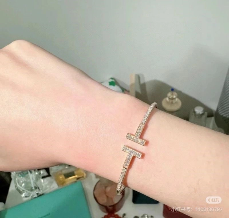 ComfortFit Tiffany Bracelets 252883