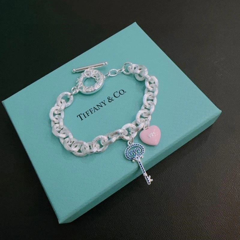 Tiffany Bracelets Breathable 252854