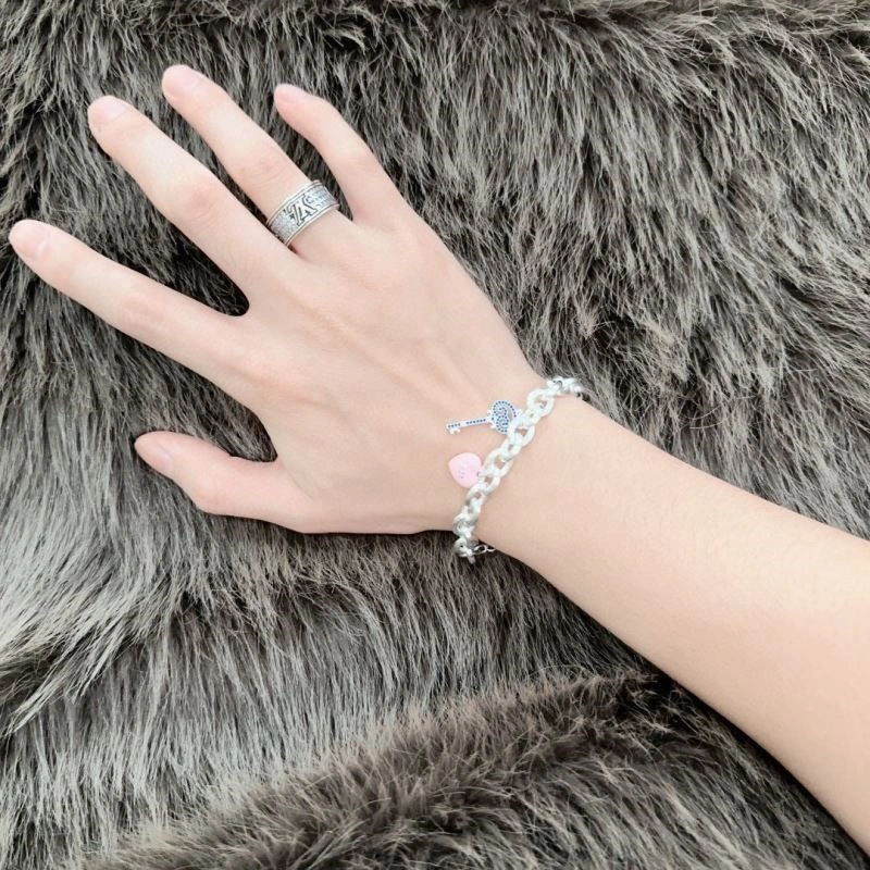 Tiffany Bracelets Breathable 252854