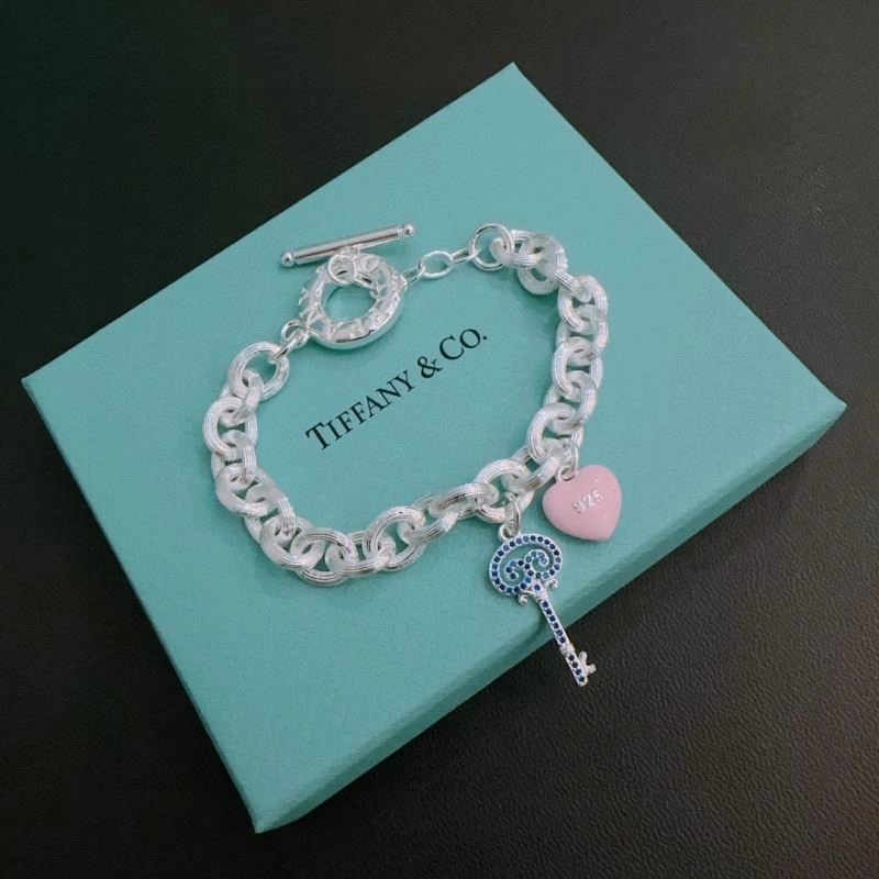 Tiffany Bracelets Breathable 252854