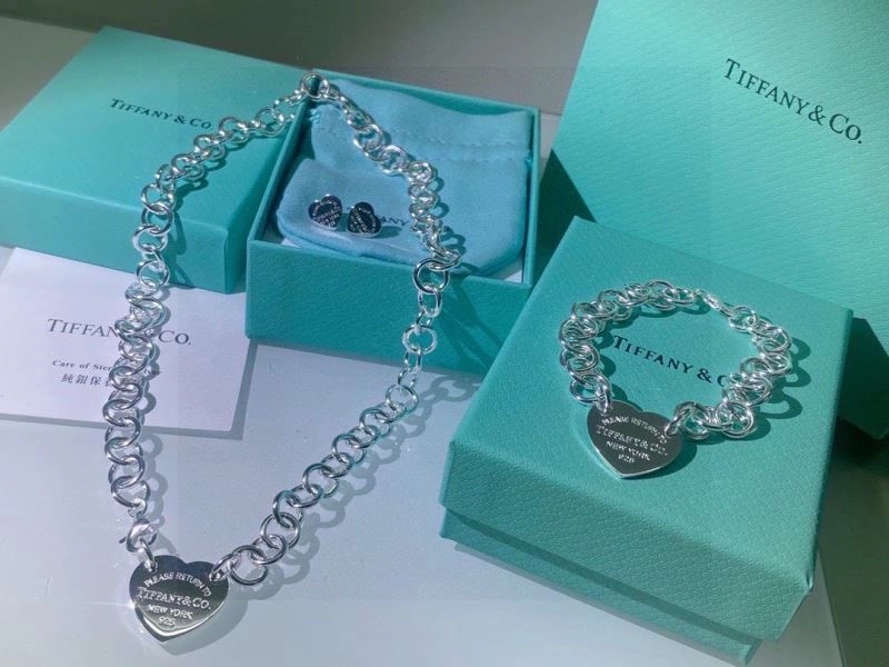Tiffany Bracelets Bold 252815