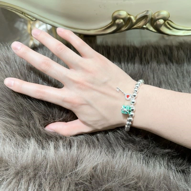 Effortless Tiffany Bracelets 252789