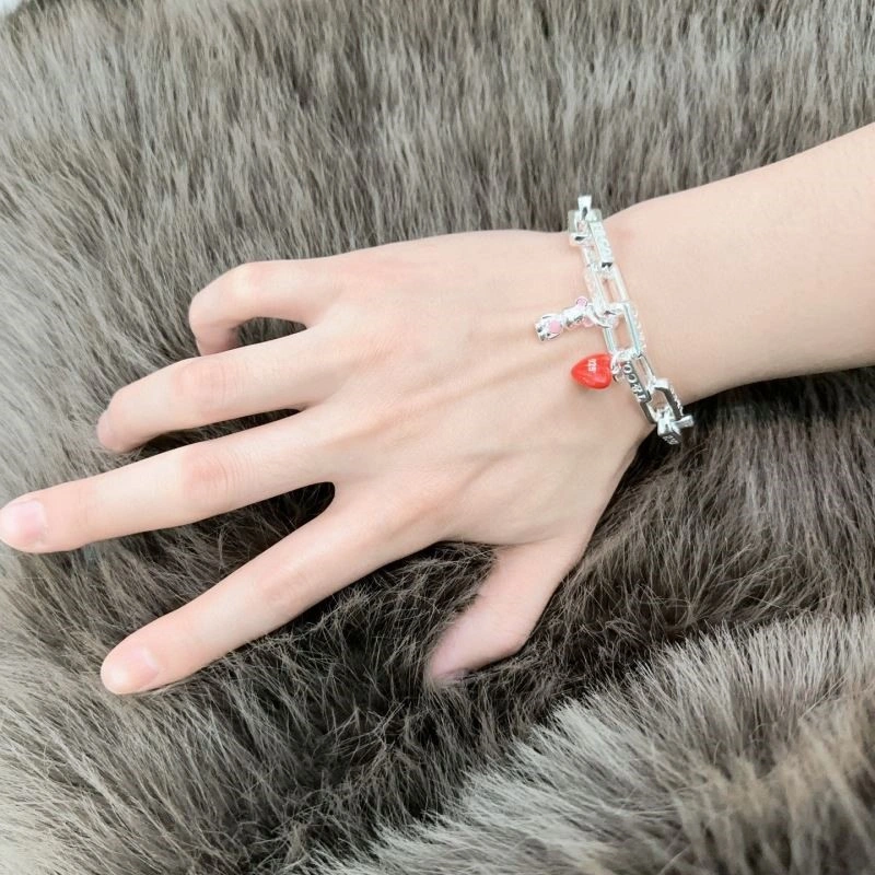 ComfortFit Tiffany Bracelets 252787