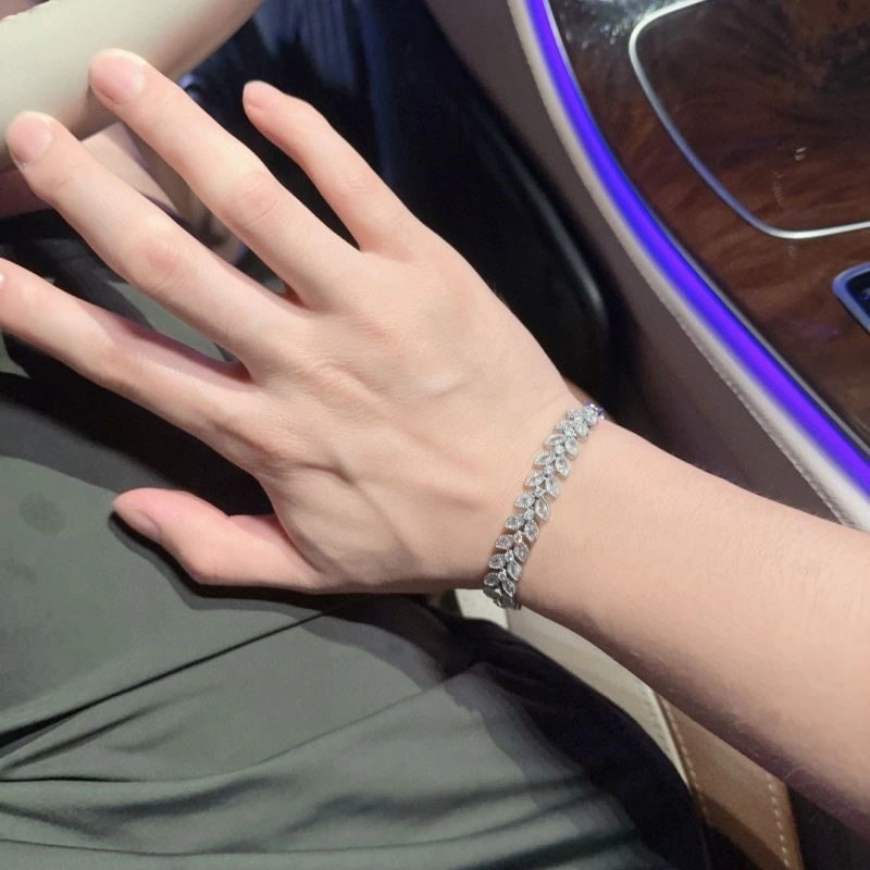 Minimalist Tiffany Bracelets 252773