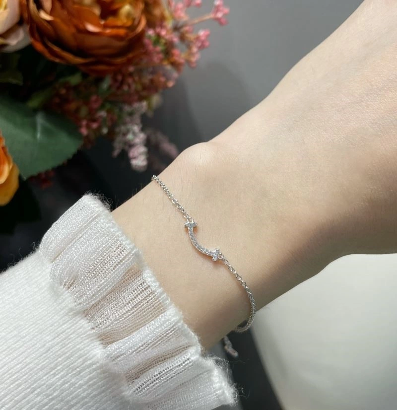 Lightweight Tiffany Bracelets 252790