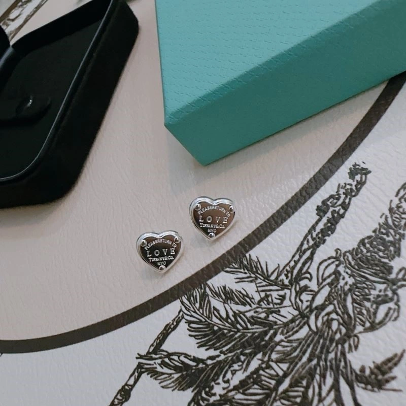 Compact Tiffany Bracelets 252729