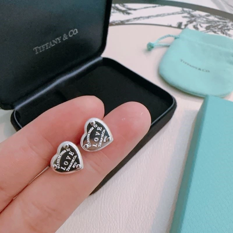 Compact Tiffany Bracelets 252729