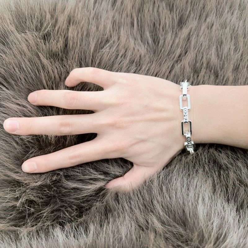 MoistureWicking Tiffany Bracelets 252629