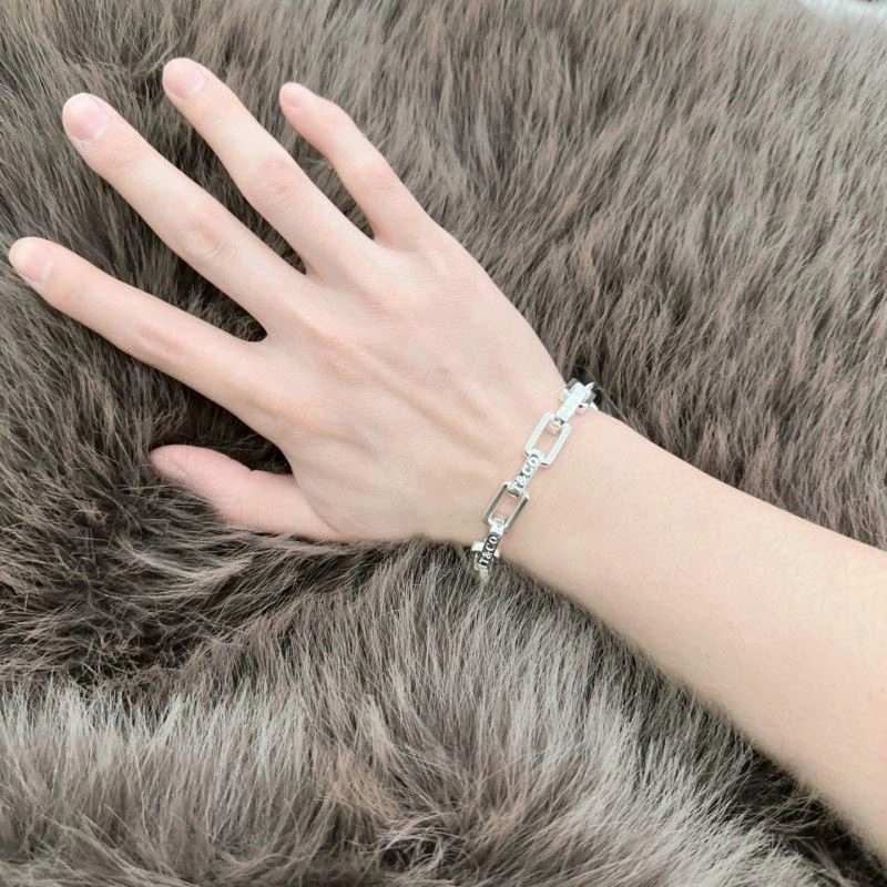 MoistureWicking Tiffany Bracelets 252629