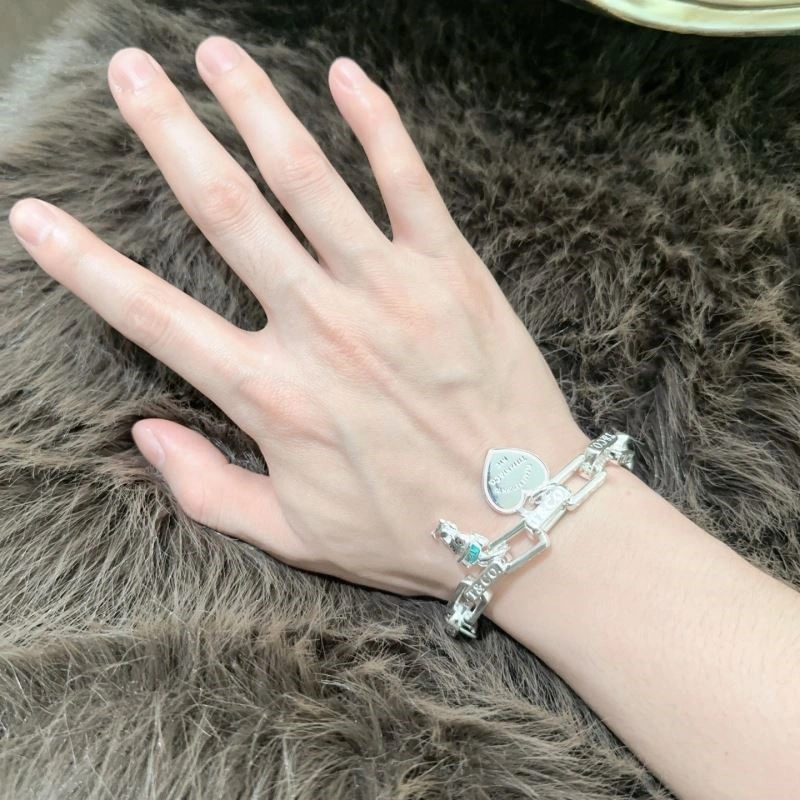 Tiffany Bracelets Resilient 252624