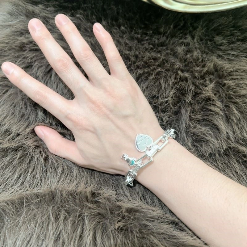 Tiffany Bracelets Resilient 252624