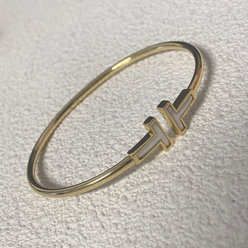 Snug Tiffany Bracelets 252611