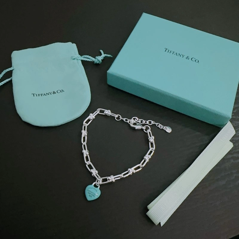 Sleek Tiffany Bracelets 252587