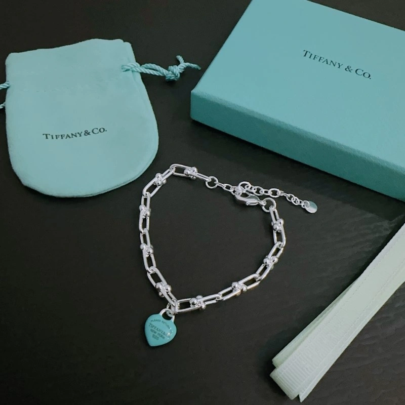 Sleek Tiffany Bracelets 252587