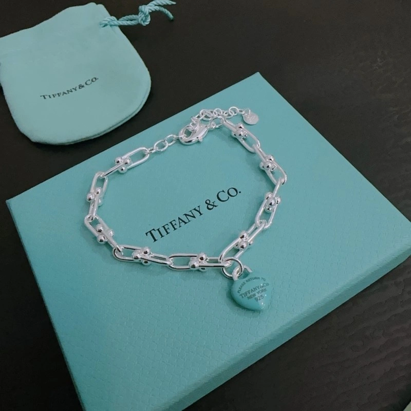Sleek Tiffany Bracelets 252587
