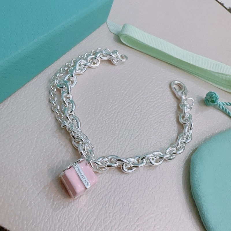 UrbanChic Tiffany Bracelets 252506
