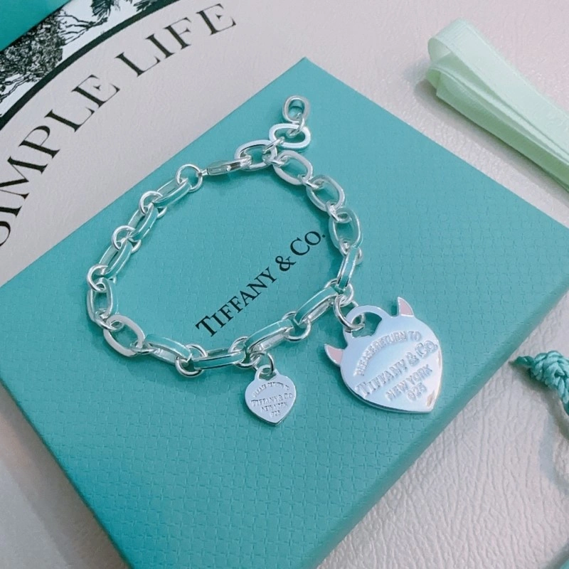 Lightweight Tiffany Bracelets 252494
