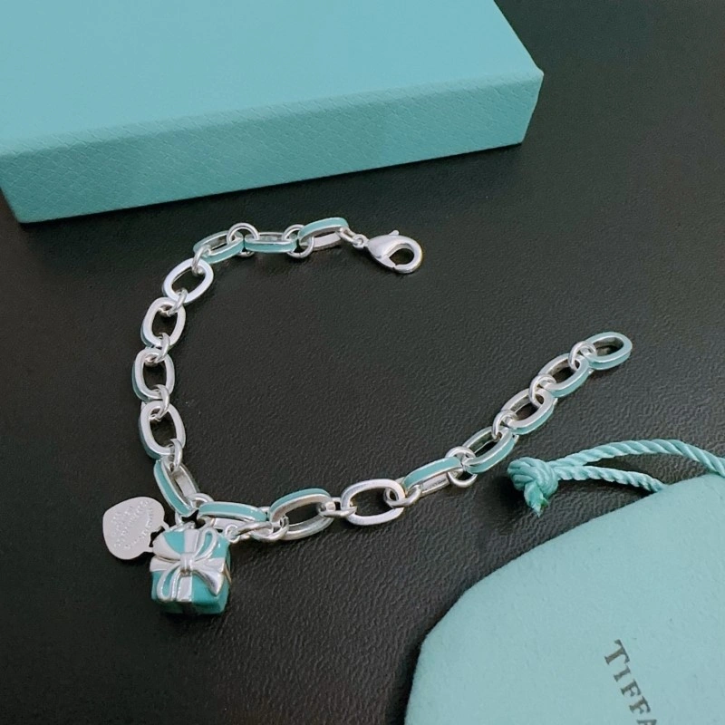HighQuality Tiffany Bracelets 252467
