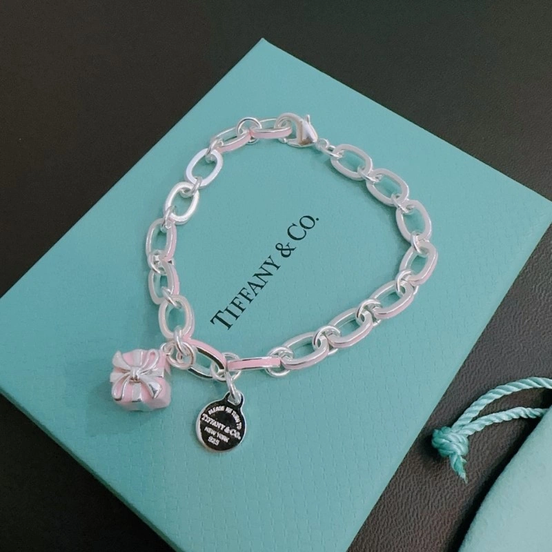 Sophisticated Tiffany Bracelets 252466