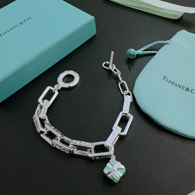 Cozy Tiffany Bracelets 252460