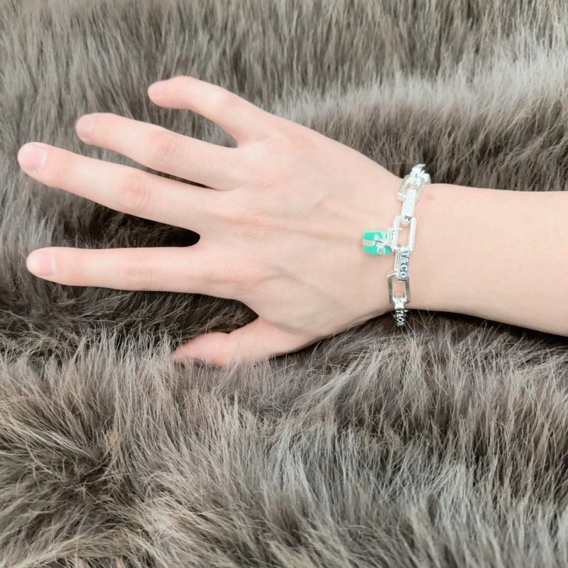 Cozy Tiffany Bracelets 252460