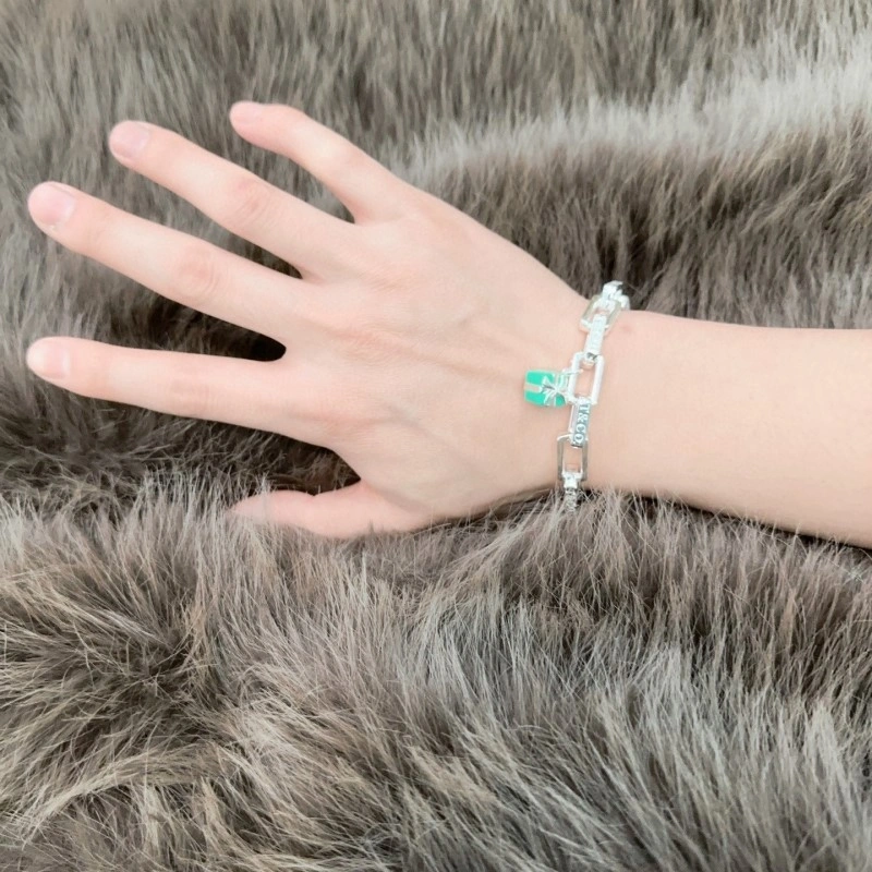 Cozy Tiffany Bracelets 252460