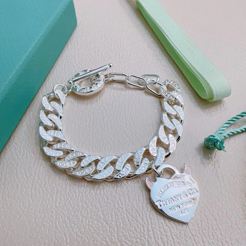 Comfortable Tiffany Bracelets 252461