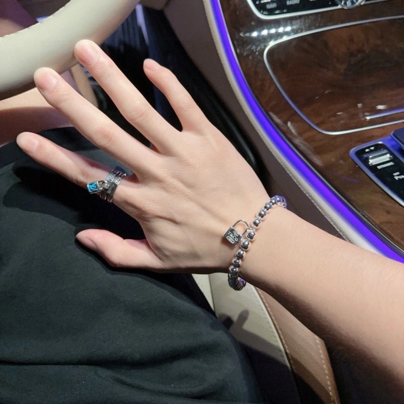 RelaxedFit Tiffany Bracelets 252443