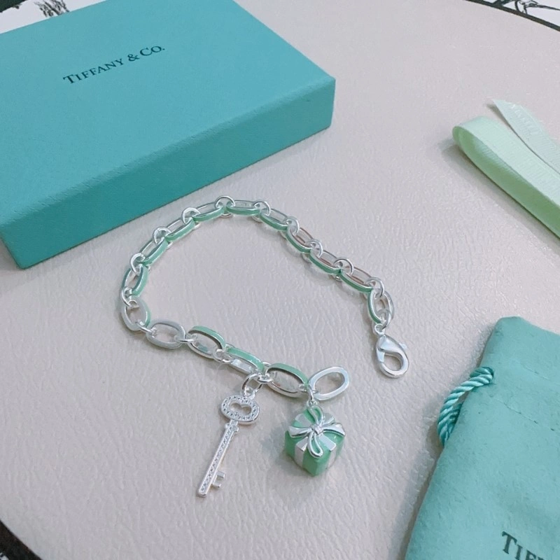 WrinkleFree Tiffany Bracelets 252454