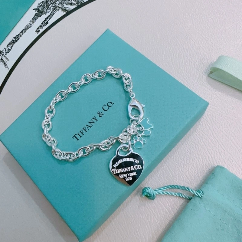 Effortless Tiffany Bracelets 252444
