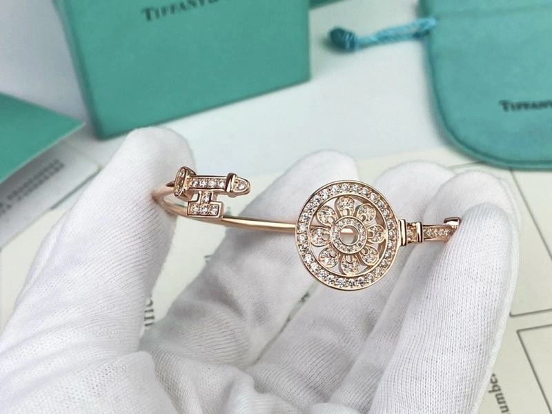 Tiffany Bracelets Refined 252405