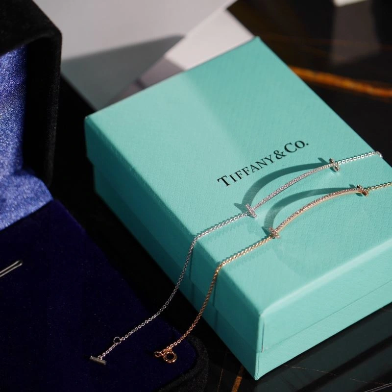 Comfortable Tiffany Earrings 253868