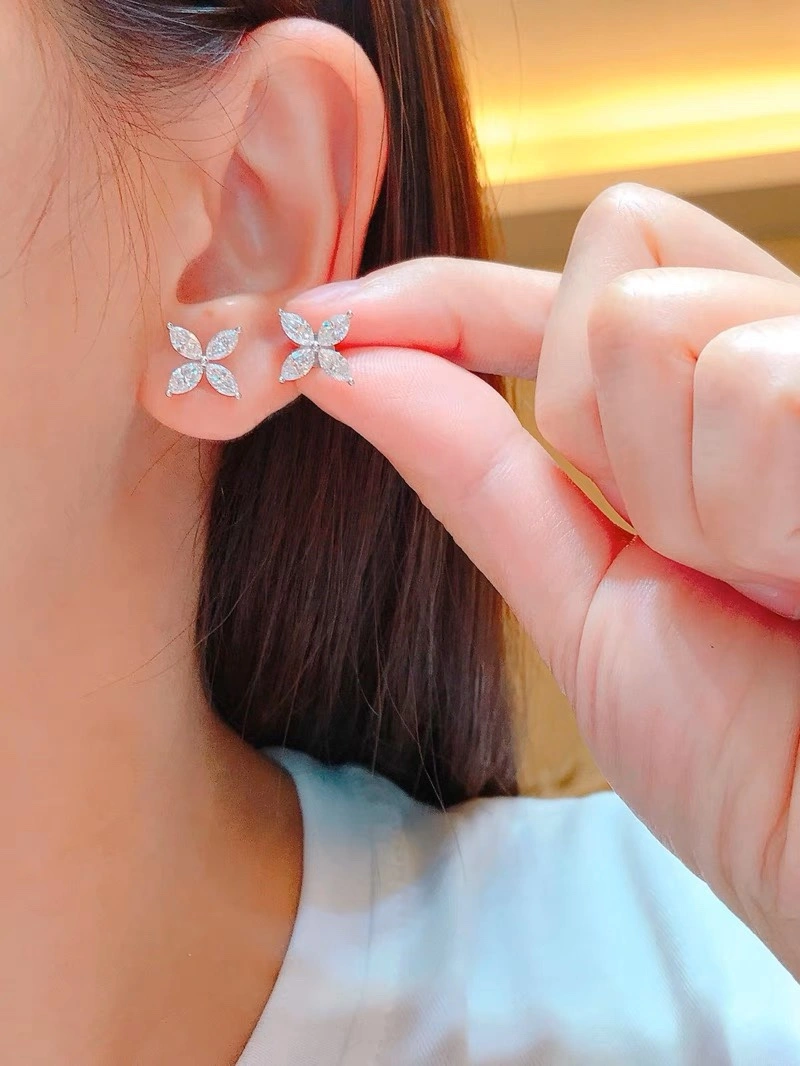 Tiffany Earrings Snug 253972