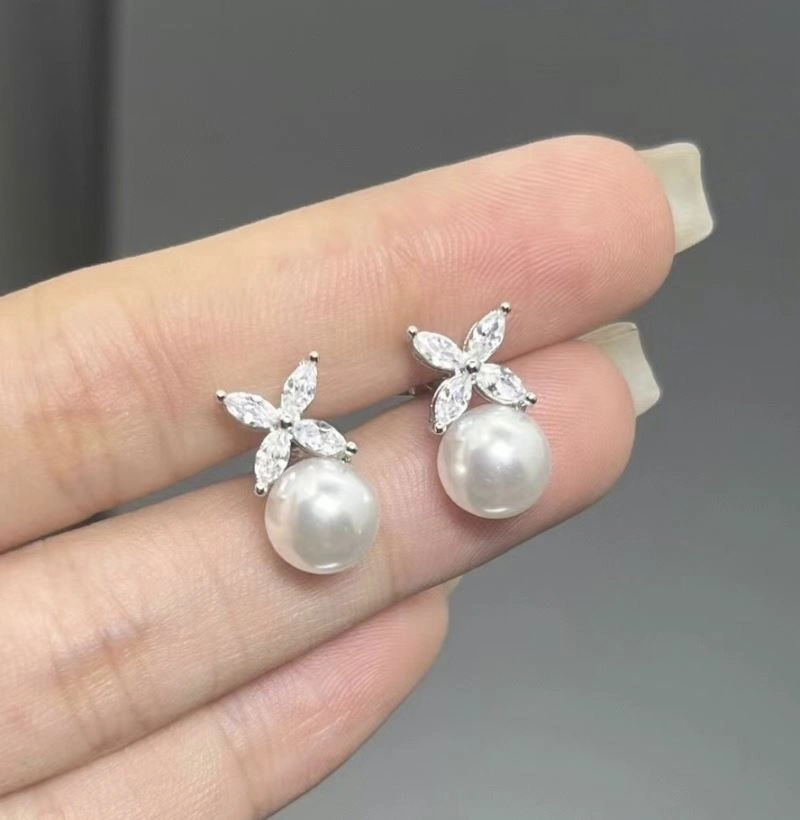 Tiffany Earrings SmoothTexture 253937