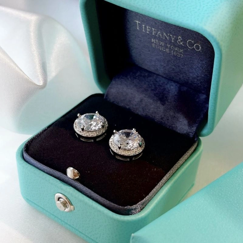 Tiffany Earrings Tailored 253936