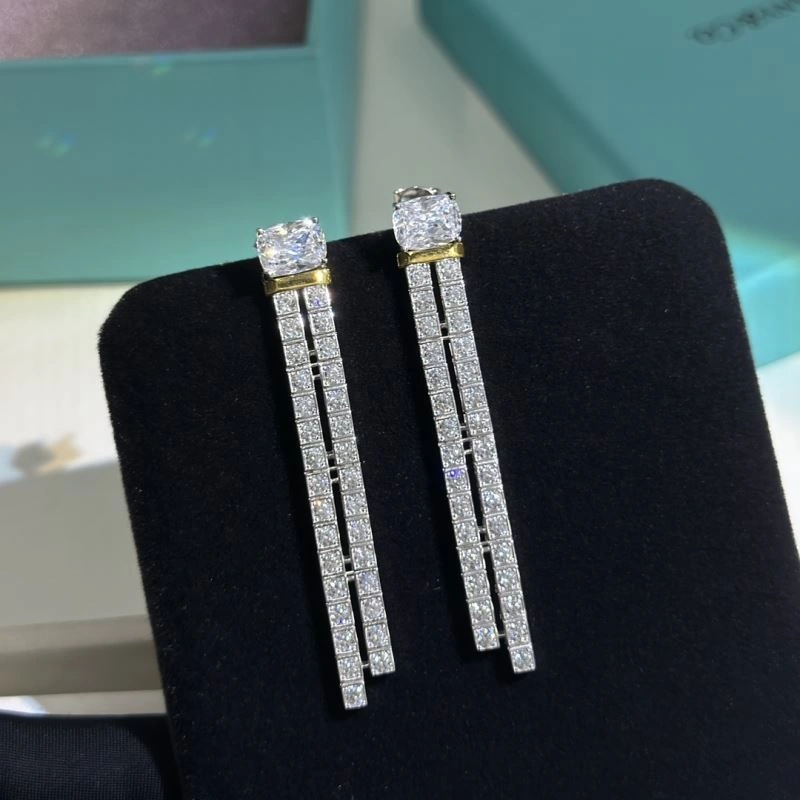 Tiffany Earrings Breathable 253909