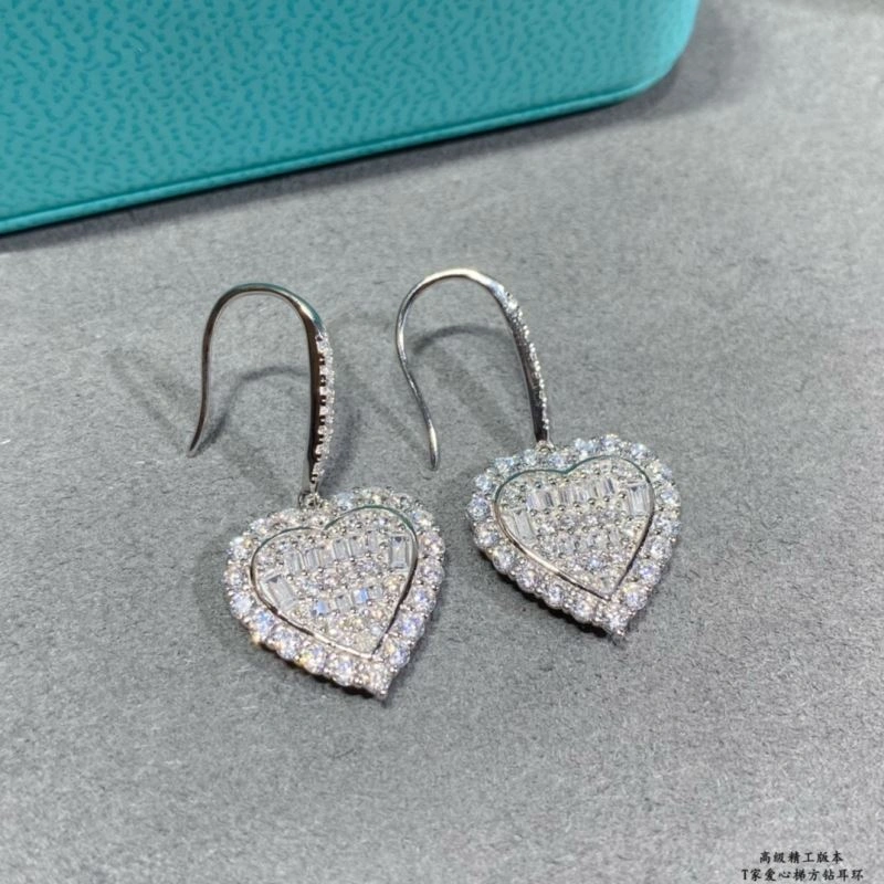 Tiffany Earrings Tailored 253777
