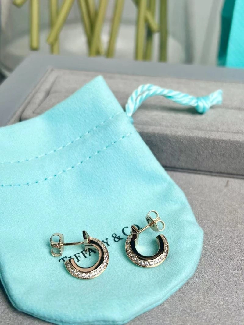 Tiffany Earrings Functional 253375