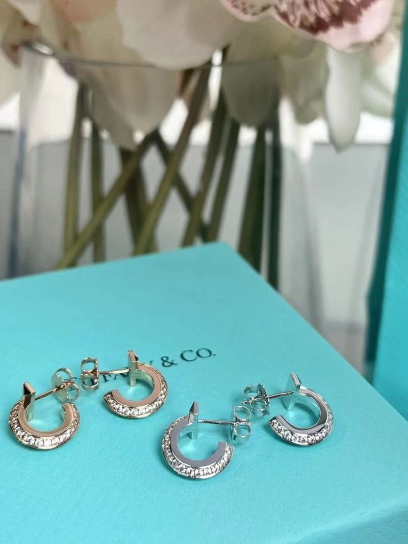 Tiffany Earrings Functional 253375